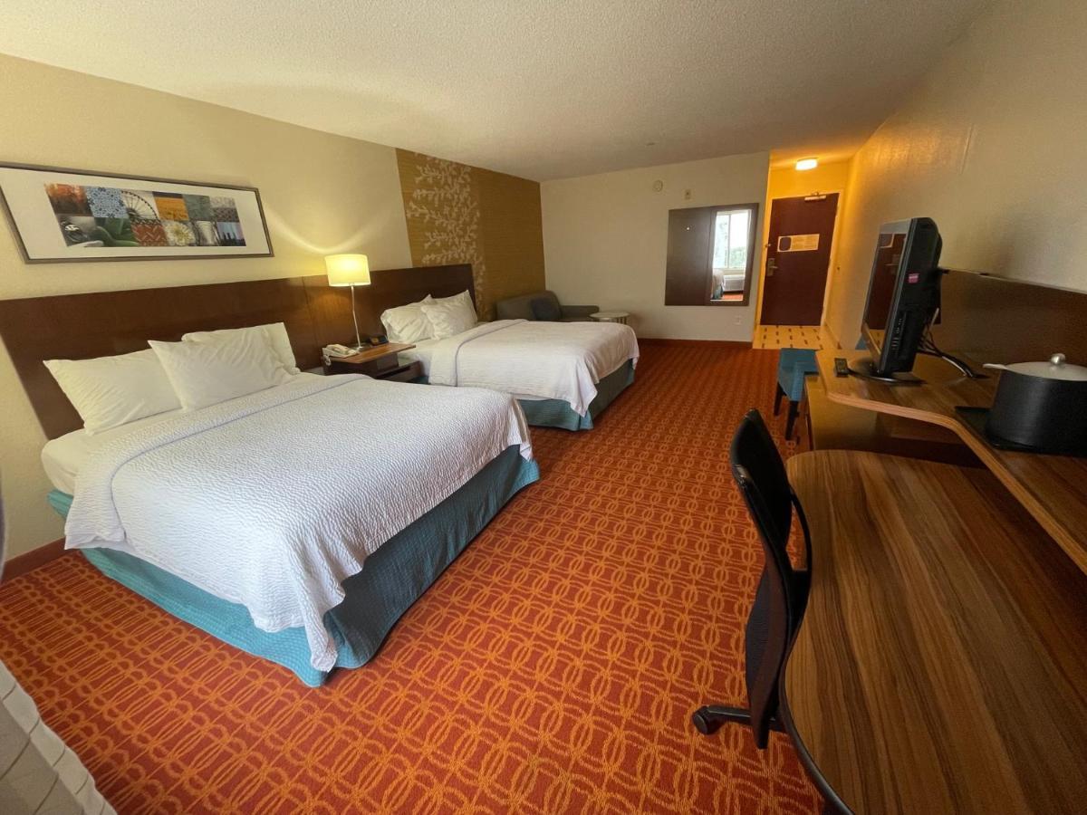 Fairfield Inn And Suites By Marriott Potomac Mills Вудбридж Екстер'єр фото
