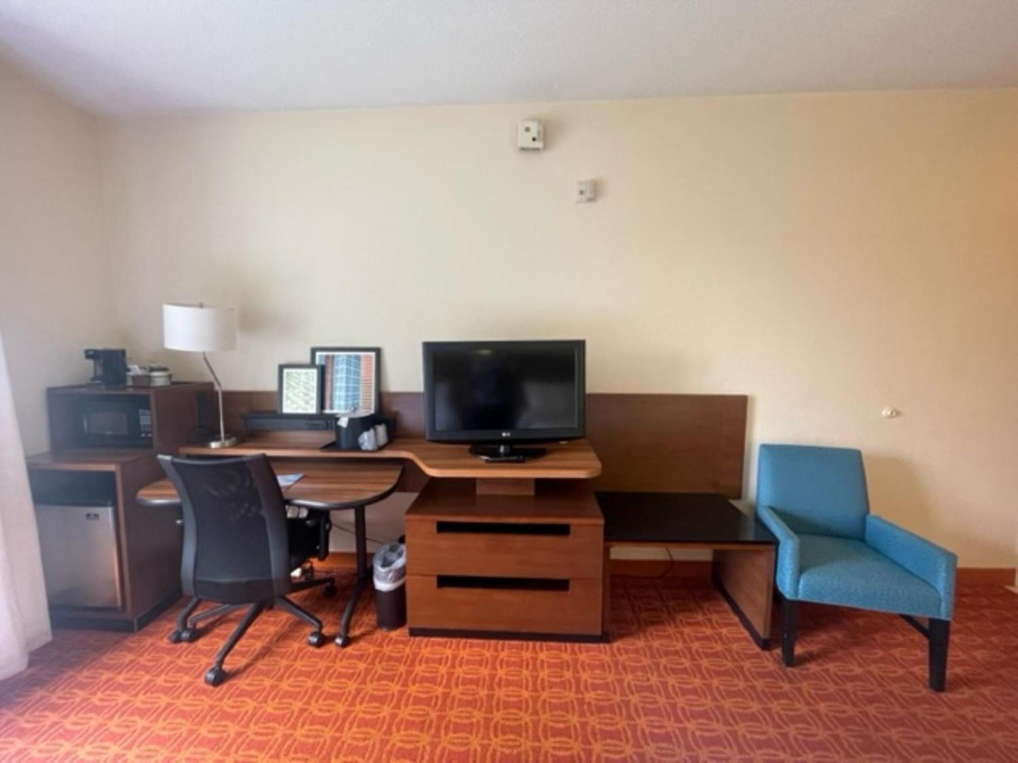 Fairfield Inn And Suites By Marriott Potomac Mills Вудбридж Екстер'єр фото