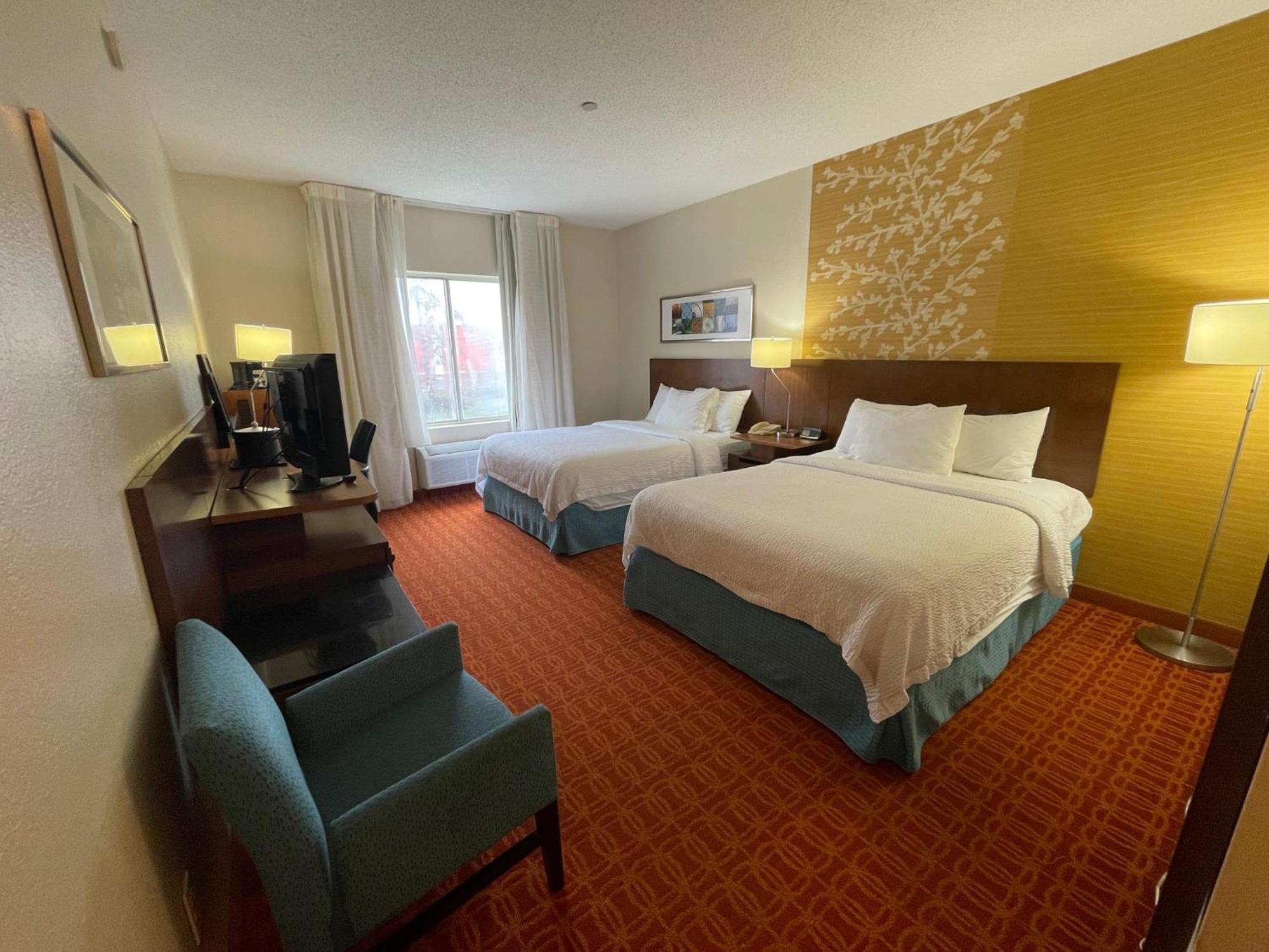 Fairfield Inn And Suites By Marriott Potomac Mills Вудбридж Екстер'єр фото