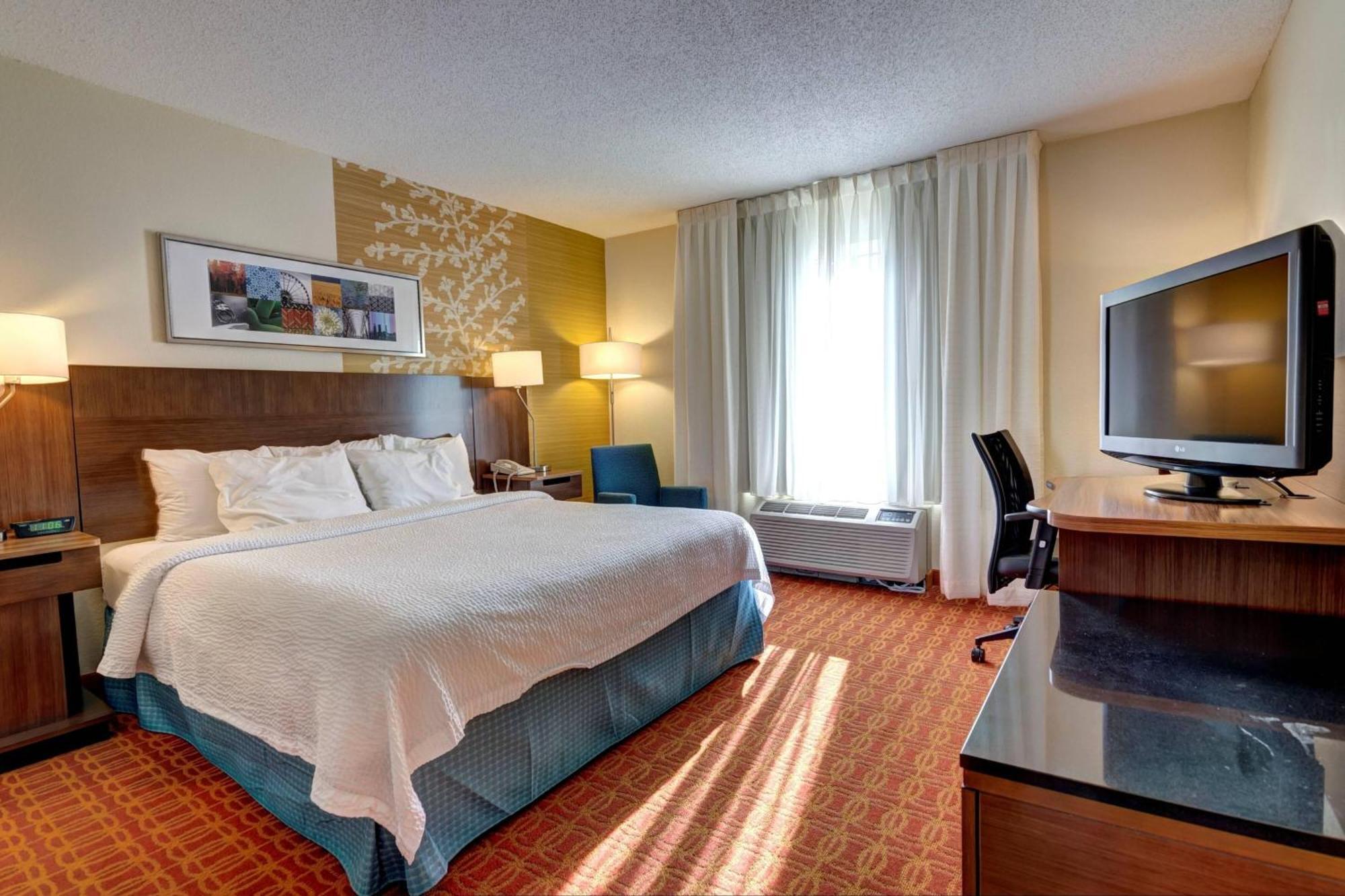 Fairfield Inn And Suites By Marriott Potomac Mills Вудбридж Екстер'єр фото