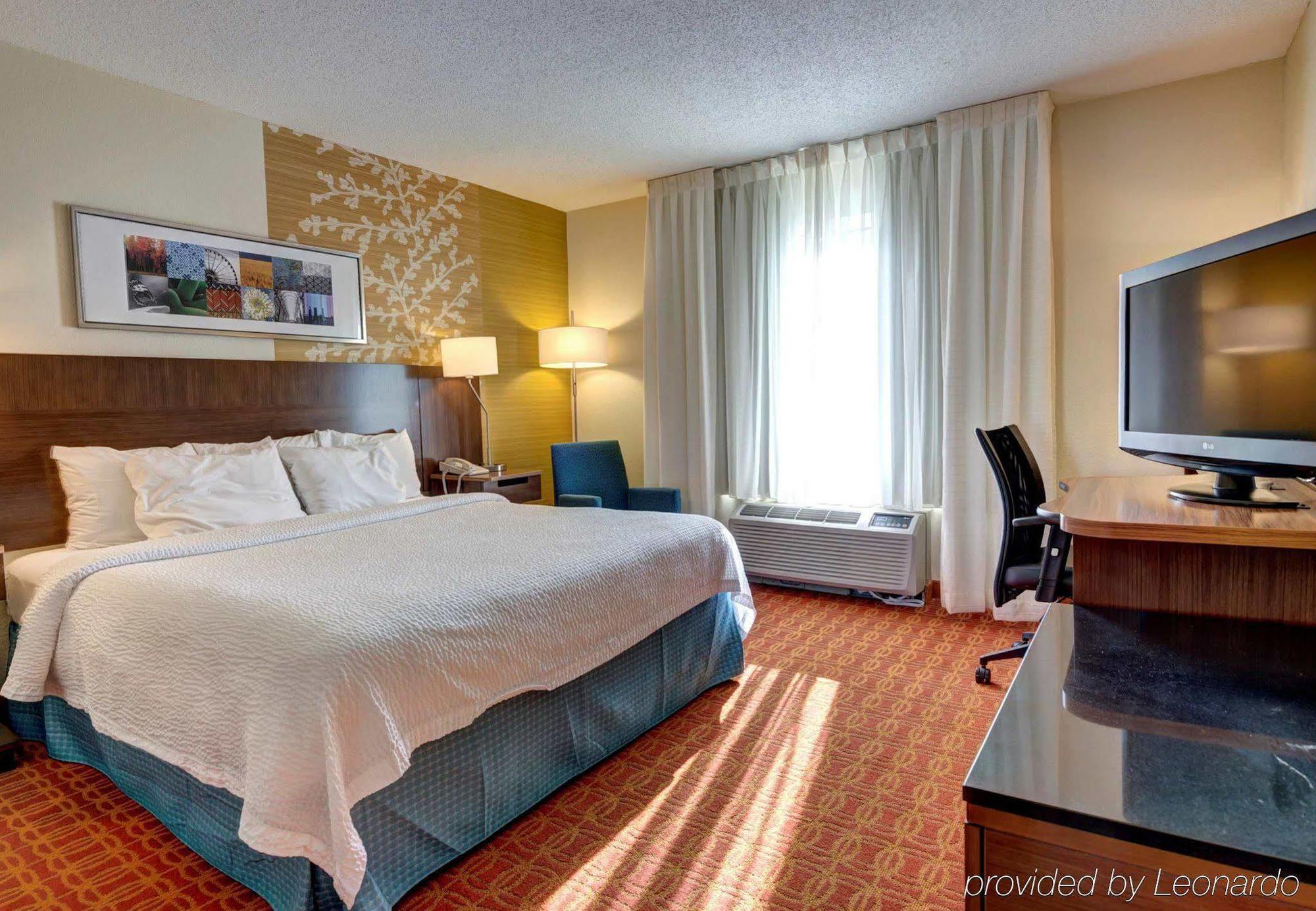 Fairfield Inn And Suites By Marriott Potomac Mills Вудбридж Екстер'єр фото