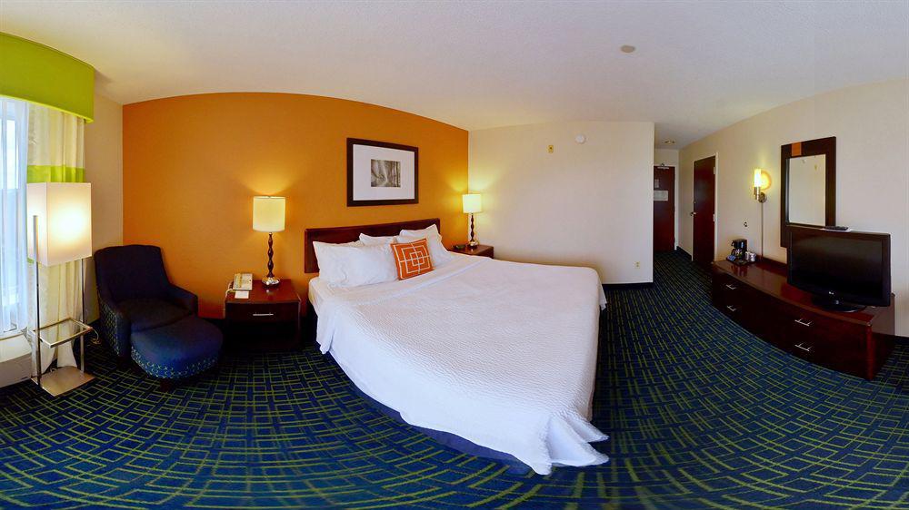 Fairfield Inn And Suites By Marriott Potomac Mills Вудбридж Екстер'єр фото